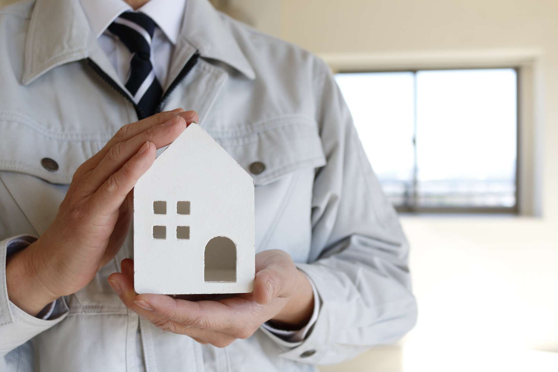 外壁塗装の種類【明尚ペイント】